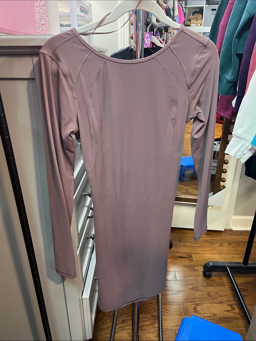 133. Lululemon Contour Dress *Nulu Antique Bark size 6 - Picture 7 of 9